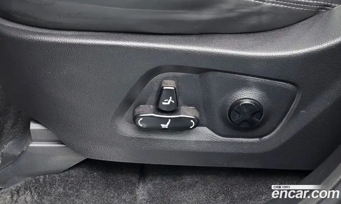 SsangYong Rexton 2018 2.2 Автомат в Москве № 1232021, фото 17