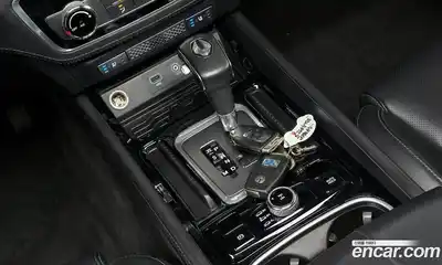 SsangYong Rexton 2018 2.2 Автомат в Москве № 1232021, миниатюра 9