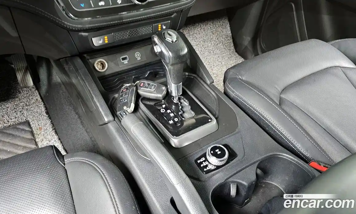 SsangYong Rexton 2019 2.2 Автомат в Москве № 1232119, фото 9