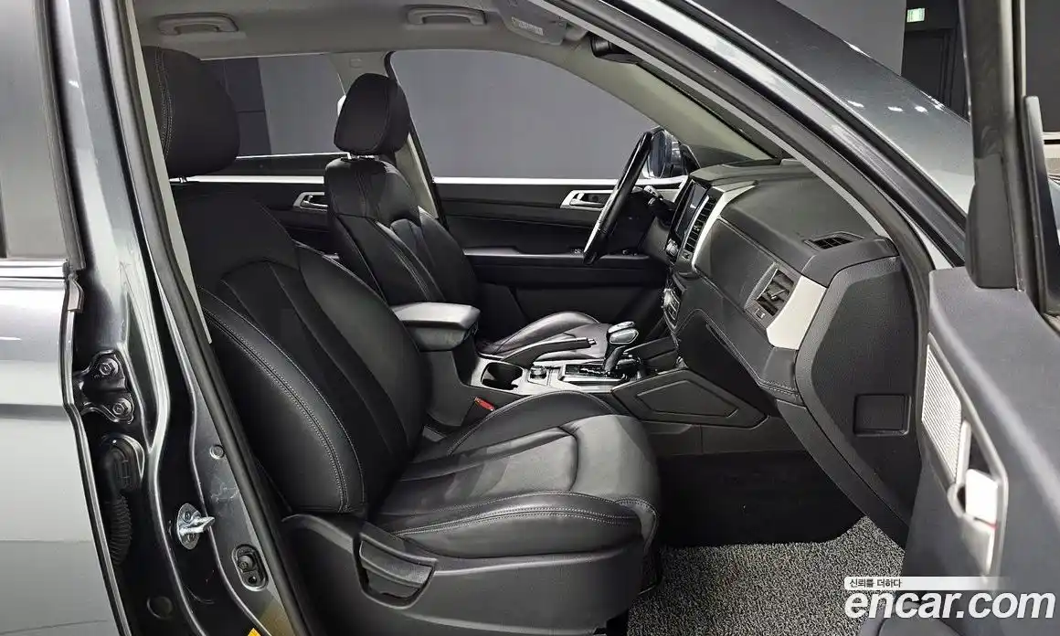 SsangYong Rexton 2019 2.2 Автомат в Москве № 1232119, фото 10