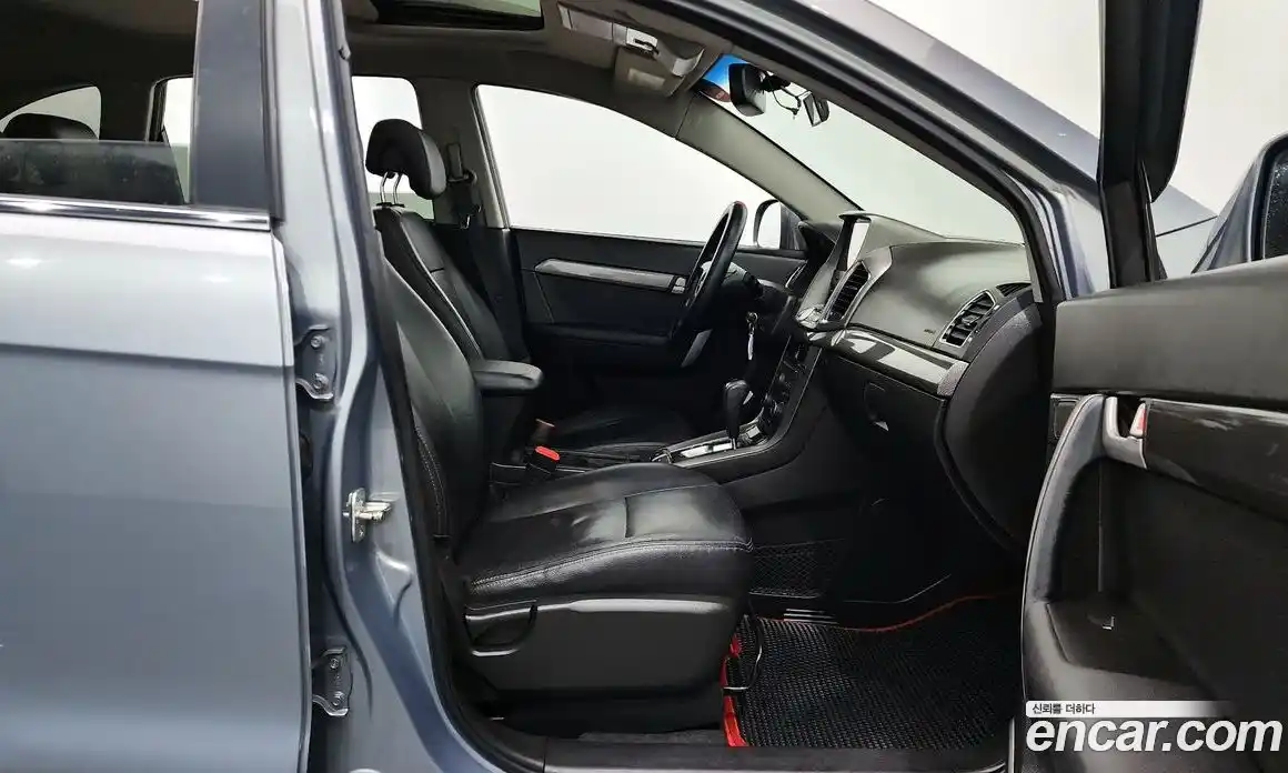 Chevrolet Captiva 2012 2.0 Автомат в Москве № 1232372, фото 11