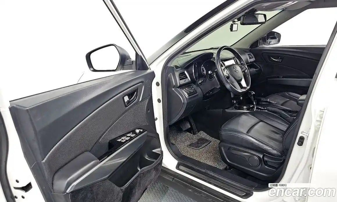 SsangYong TIBOLI 2017 1.6 гидро в Москве № 1232828, фото 10