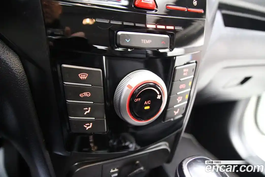 SsangYong TIBOLI 2017 1.6 гидро в Москве № 1232912, фото 16