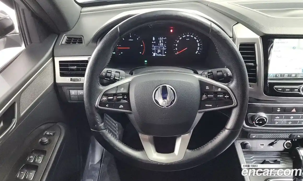 SsangYong Rexton 2018 2.2 Автомат в Москве № 1232915, фото 13