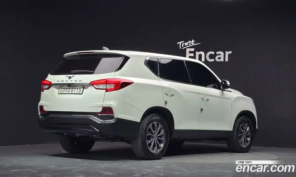 SsangYong Rexton 2019 2.2 Автомат в Москве № 1233039, фото 2