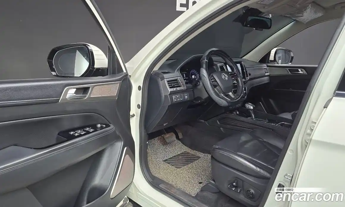 SsangYong Rexton 2019 2.2 Автомат в Москве № 1233039, фото 10