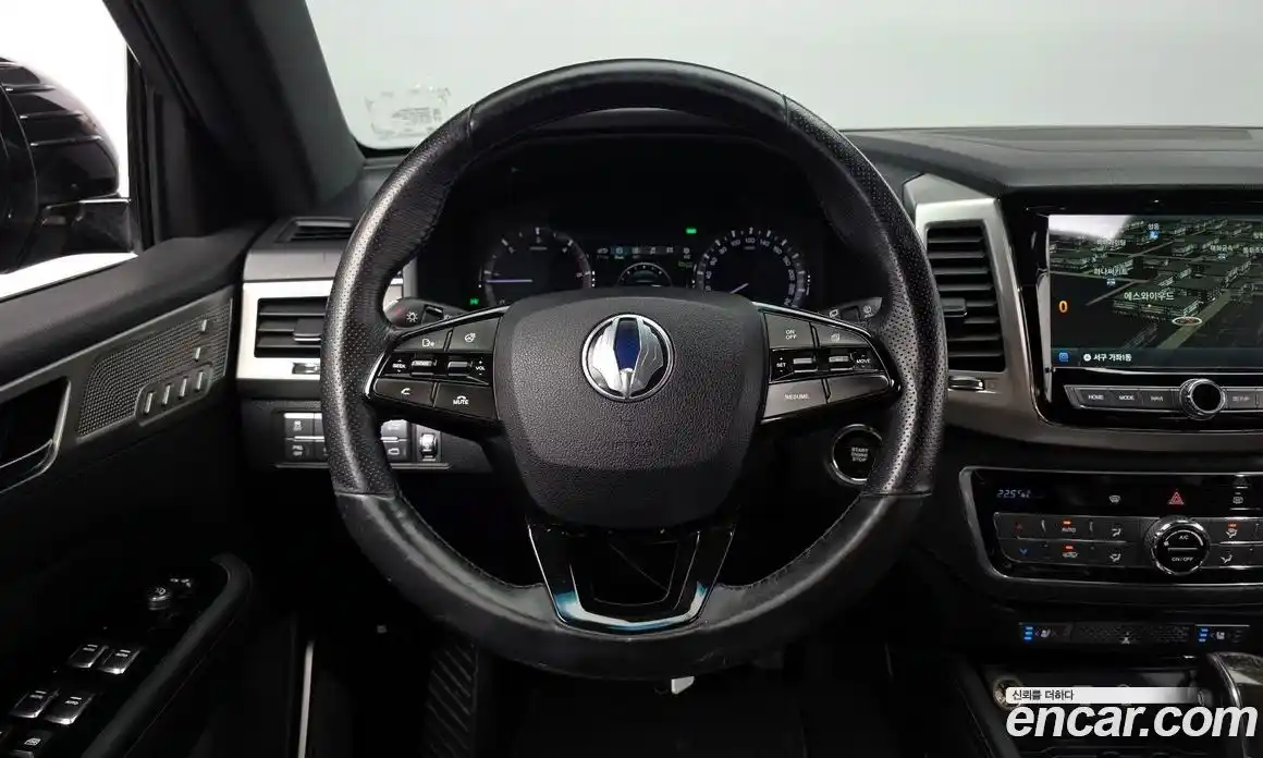 SsangYong Rexton 2017 2.2 Автомат в Москве № 1233156, фото 13