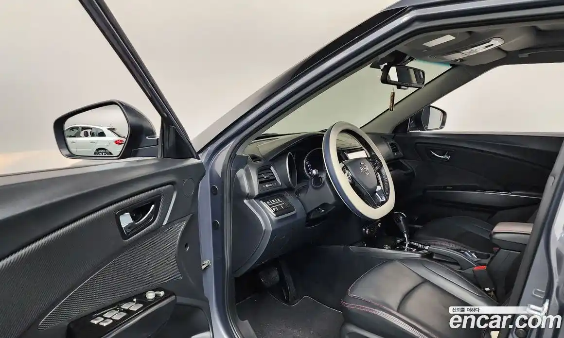 SsangYong TIBOLI 2017 1.6 гидро в Москве № 1233158, фото 10