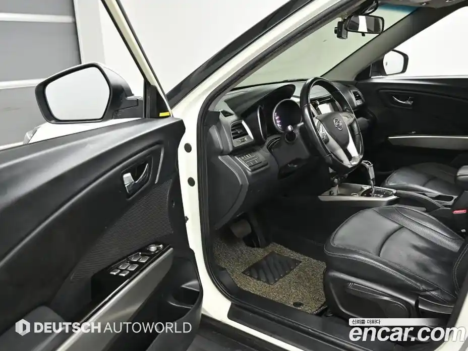 SsangYong TIBOLI 2016 1.6 гидро в Москве № 1233183, фото 11