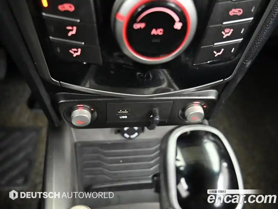 SsangYong TIBOLI 2016 1.6 гидро в Москве № 1233183, фото 17