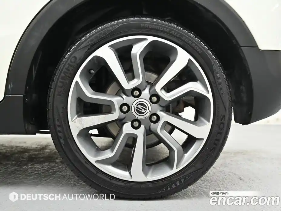 SsangYong TIBOLI 2016 1.6 гидро в Москве № 1233183, фото 5
