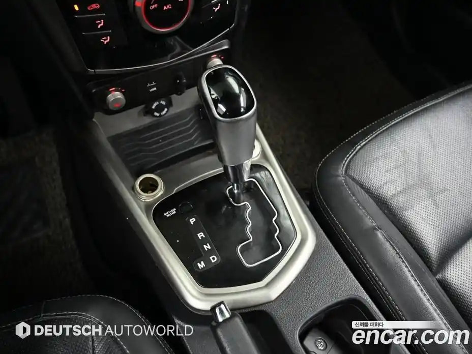 SsangYong TIBOLI 2016 1.6 гидро в Москве № 1233183, фото 9