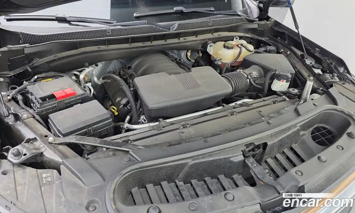 Chevrolet Tahoe 2022 6.2 Автомат в Москве № 1233574, фото 6