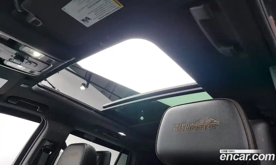 Chevrolet Tahoe 2022 6.2 Автомат в Москве № 1233641, фото 18