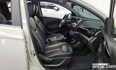 Chevrolet Spark 2018 1.0 гидро в Москве № 1233715, миниатюра 11