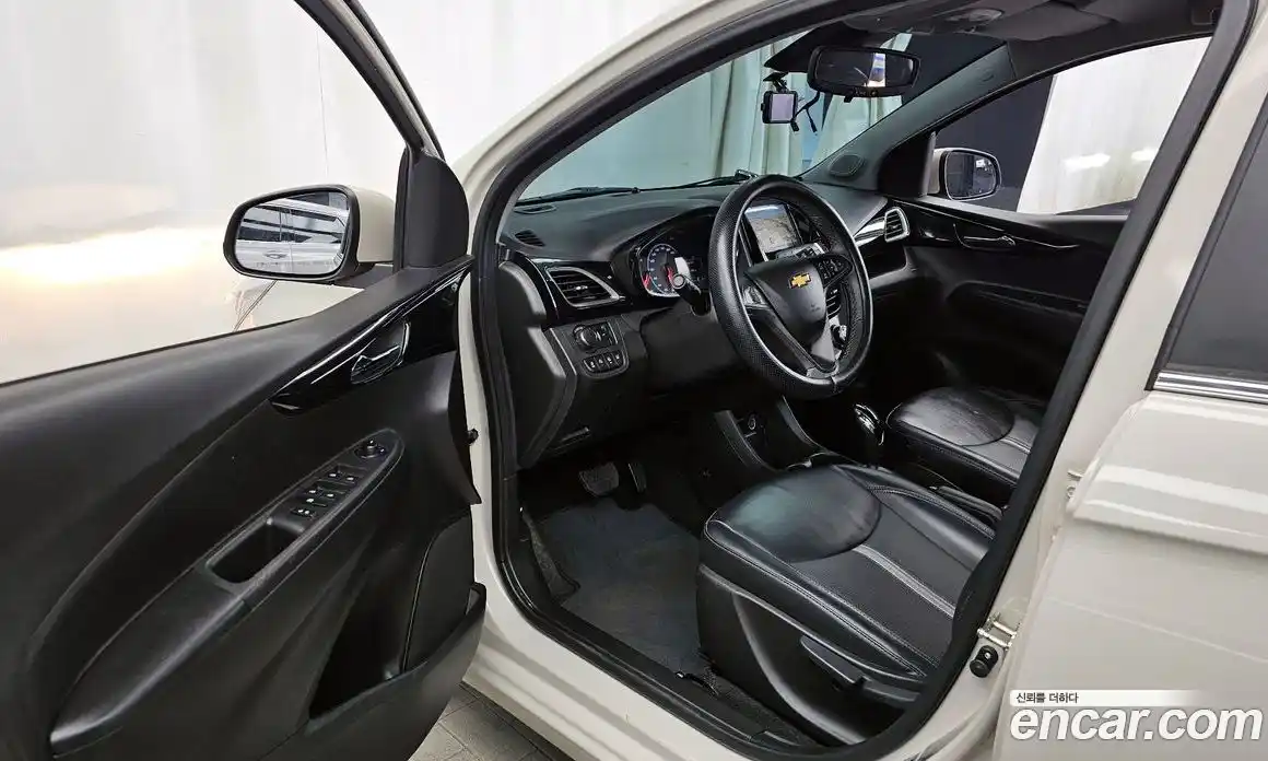 Chevrolet Spark 2018 1.0 гидро в Москве № 1233715, фото 10