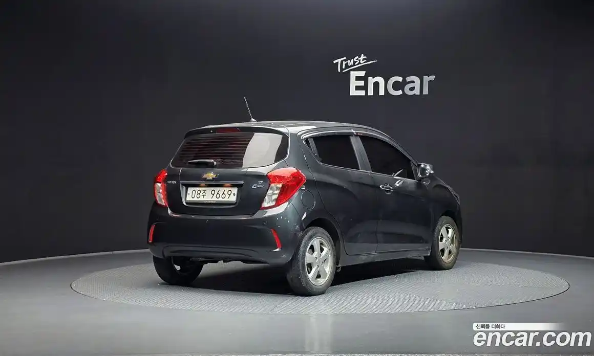 Chevrolet Spark 2017 1.0 гидро в Москве № 1233733, фото 2