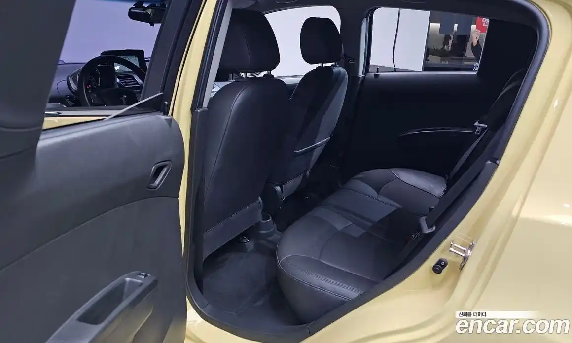 Chevrolet Spark 2014 1.0 гидро в Москве № 1233779, фото 12