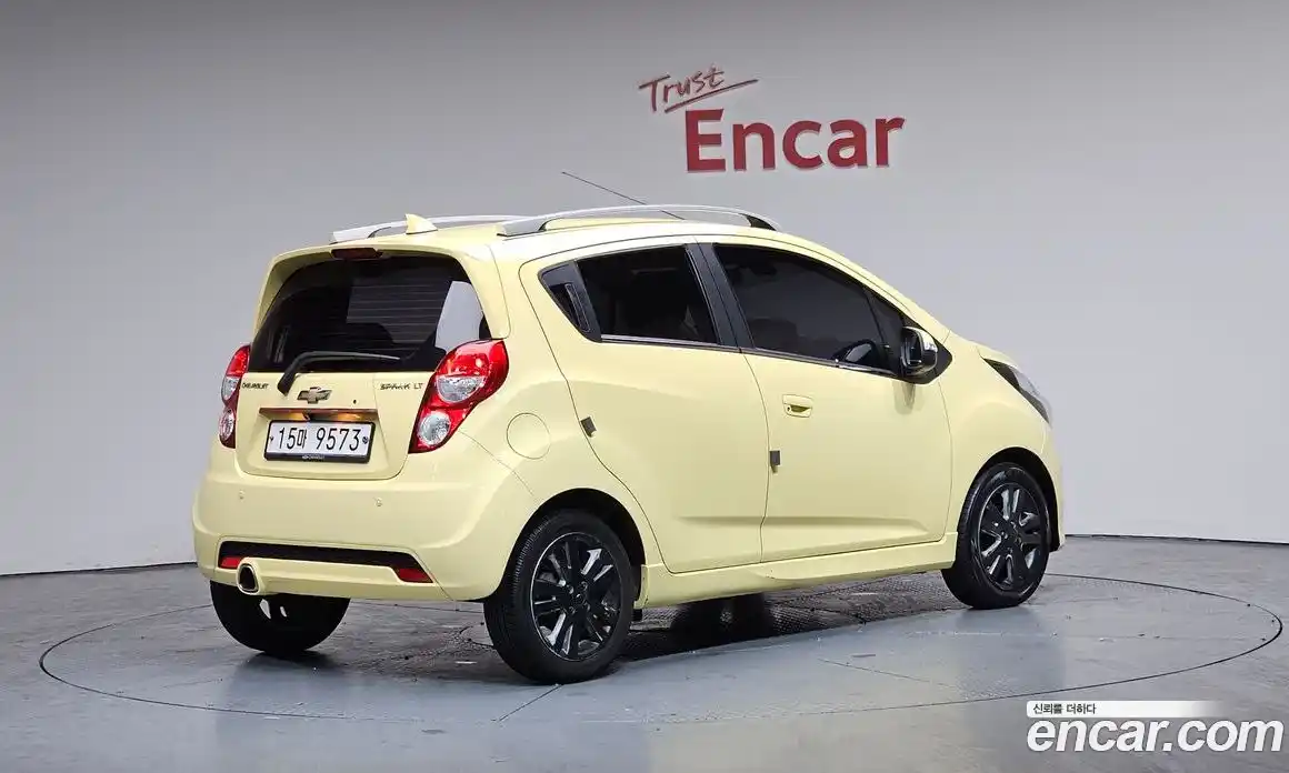 Chevrolet Spark 2014 1.0 гидро в Москве № 1233779, фото 2