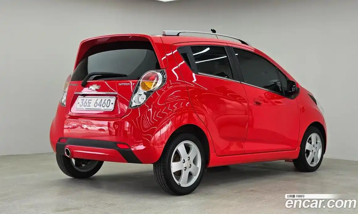 Chevrolet Spark 2012 1.0 гидро в Москве № 1233909, фото 2