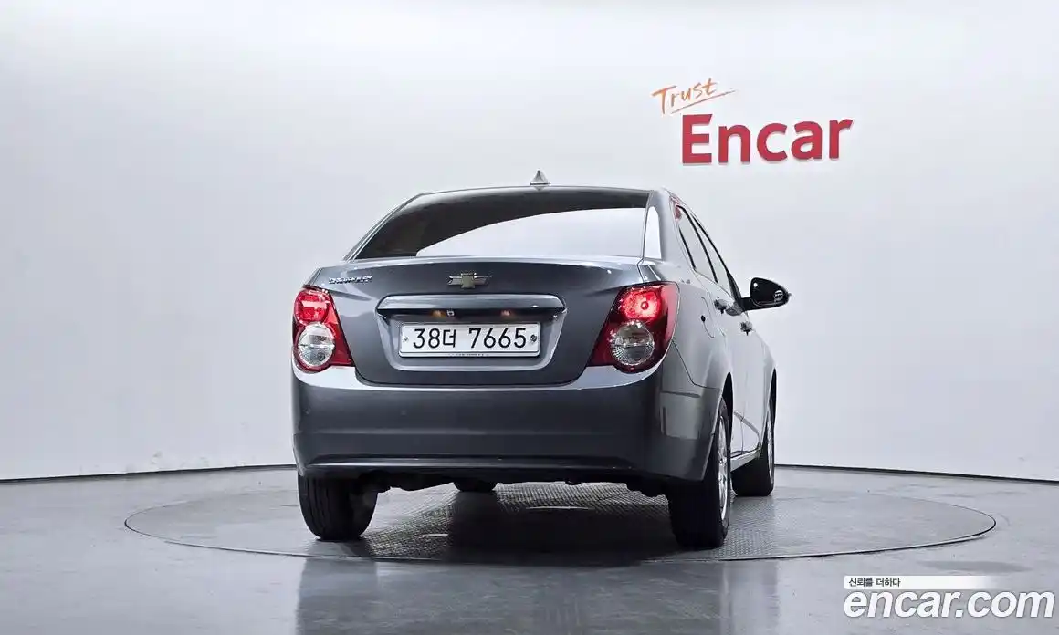 Chevrolet Aveo 2014 1.6 Автомат в Москве № 1233940, фото 4