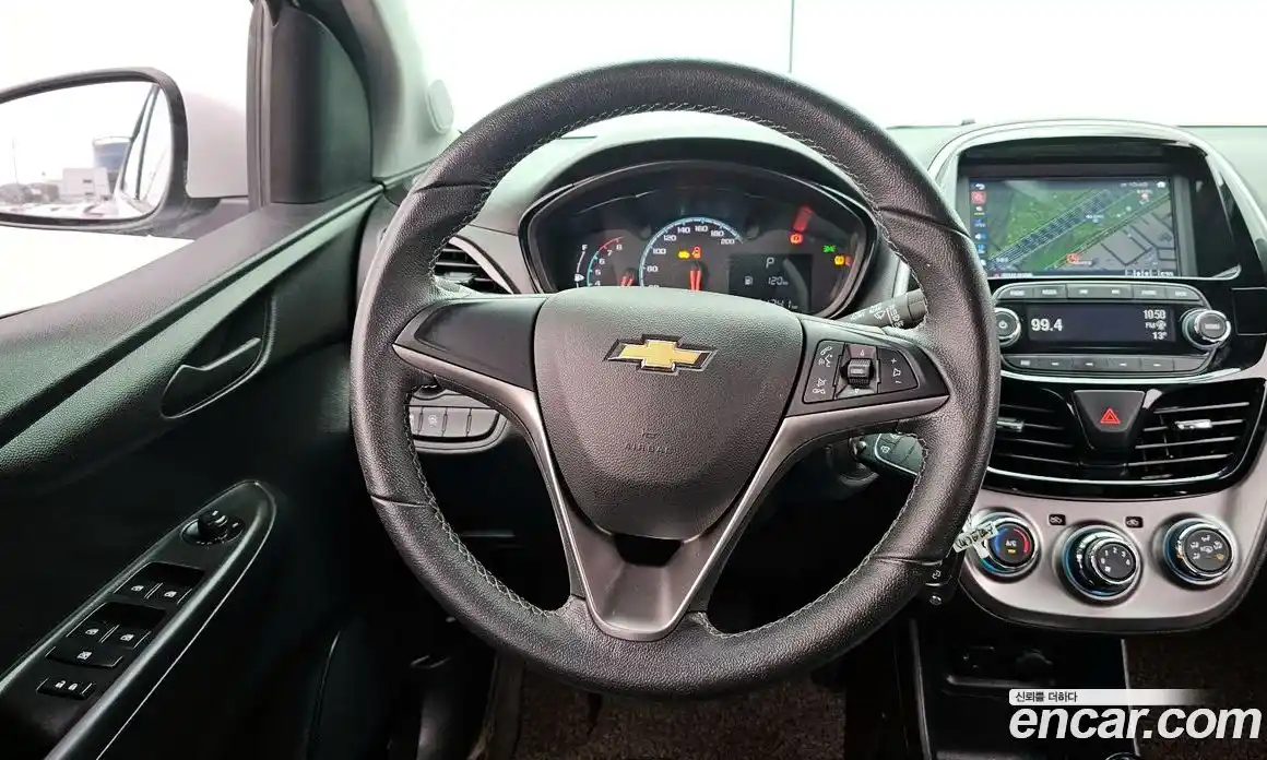 Chevrolet Spark 2017 1.0 гидро в Москве, фото 13