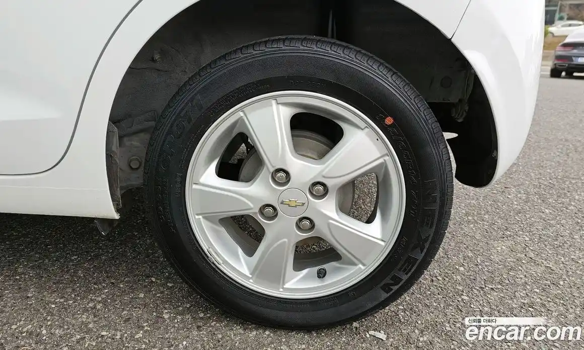 Chevrolet Spark 2017 1.0 гидро в Москве, фото 5