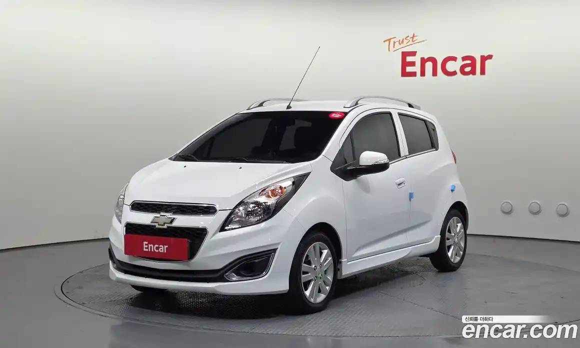 Chevrolet Spark 2014 1.0 гидро в Москве № 1233984, фото 1