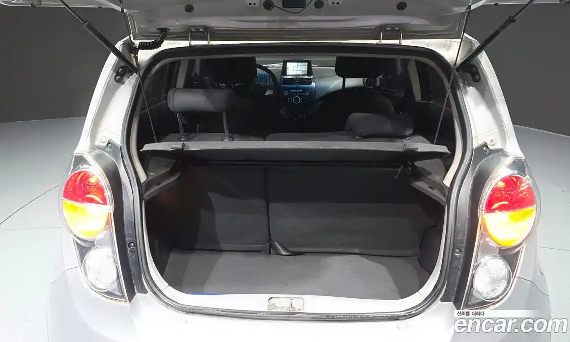 Chevrolet Spark 2011 1.0 гидро в Москве № 1233992, фото 20