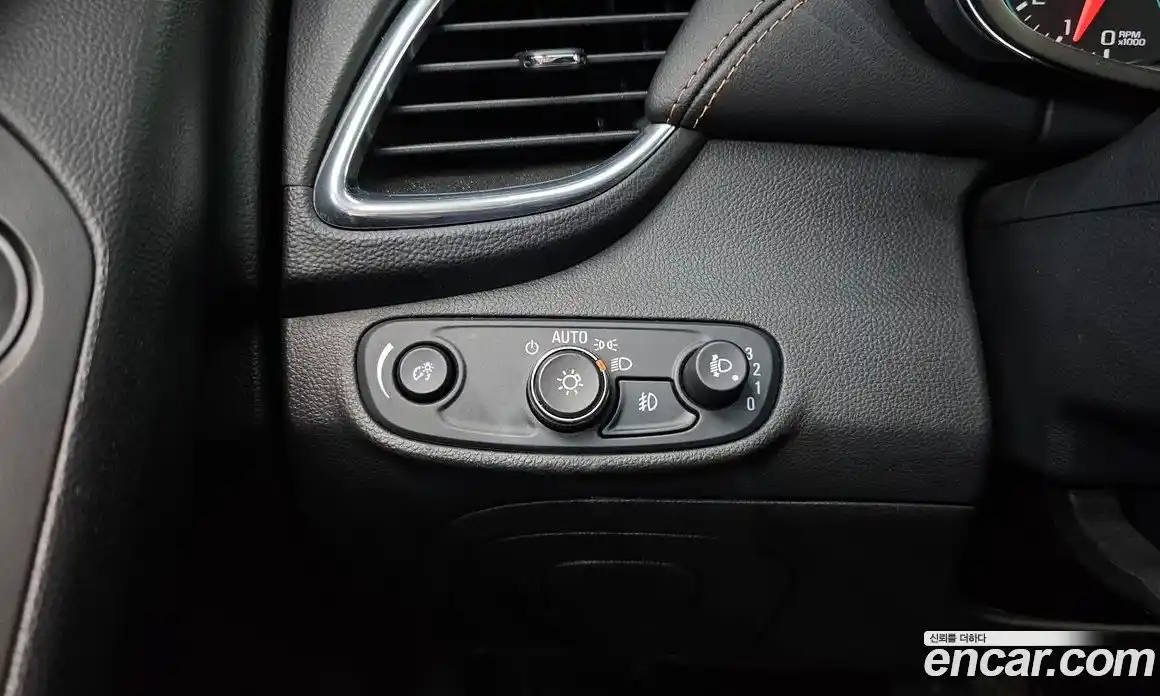 Chevrolet Trax 2017 1.6 гидро в Москве № 1234004, фото 16