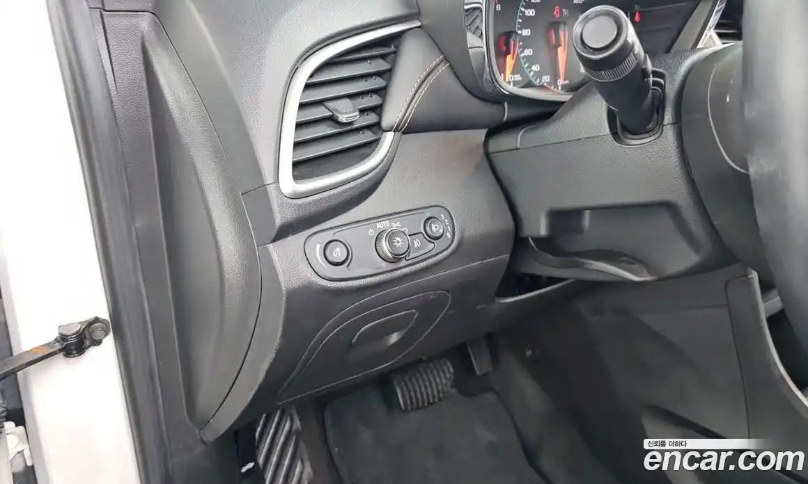 Chevrolet Trax 2017 1.4 гидро в Москве № 1234011, фото 19