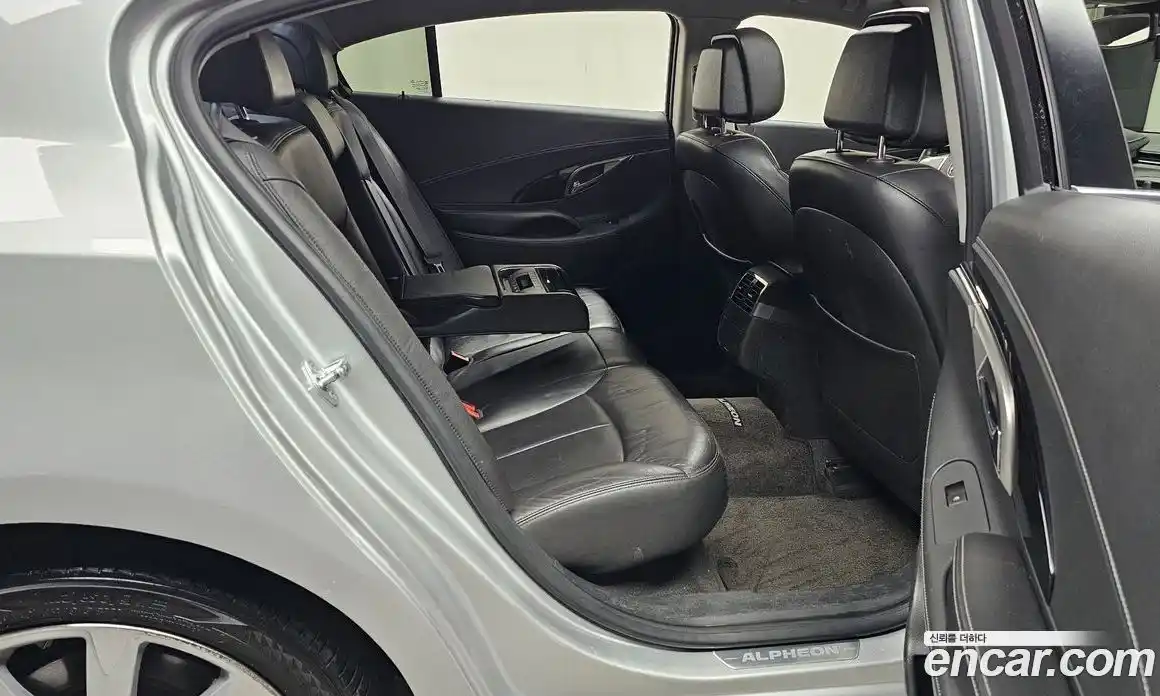 Chevrolet Alpheon 2011 3.0 Автомат в Москве № 1234013, фото 12