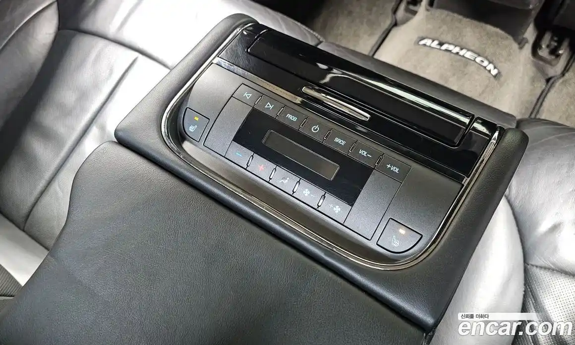 Chevrolet Alpheon 2011 3.0 Автомат в Москве № 1234013, фото 18