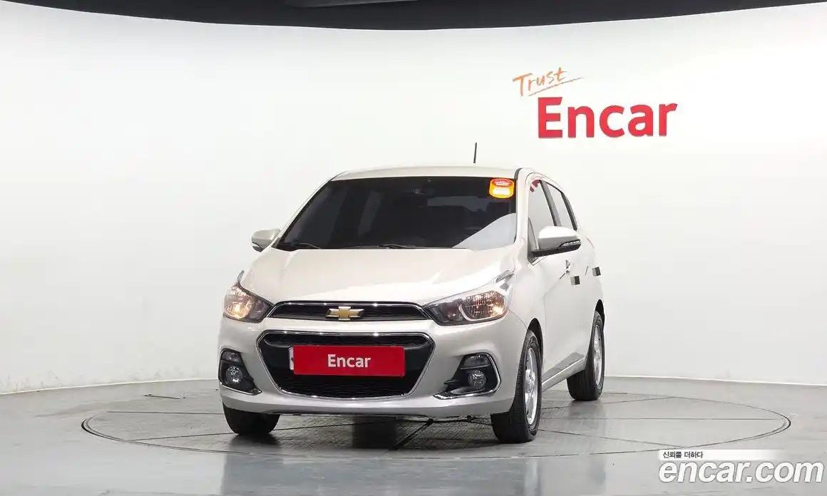 Chevrolet Spark 2017 1.0 гидро в Москве, фото 3