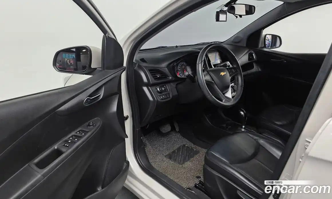 Chevrolet Spark 2017 1.0 гидро в Москве, фото 10