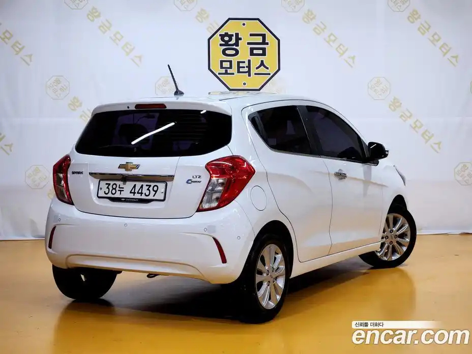 Chevrolet Spark 2017 1.0 гидро в Москве, фото 7