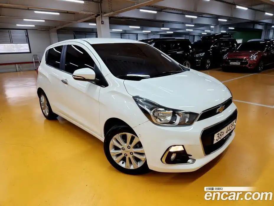 Chevrolet Spark 2017 1.0 гидро в Москве, фото 9
