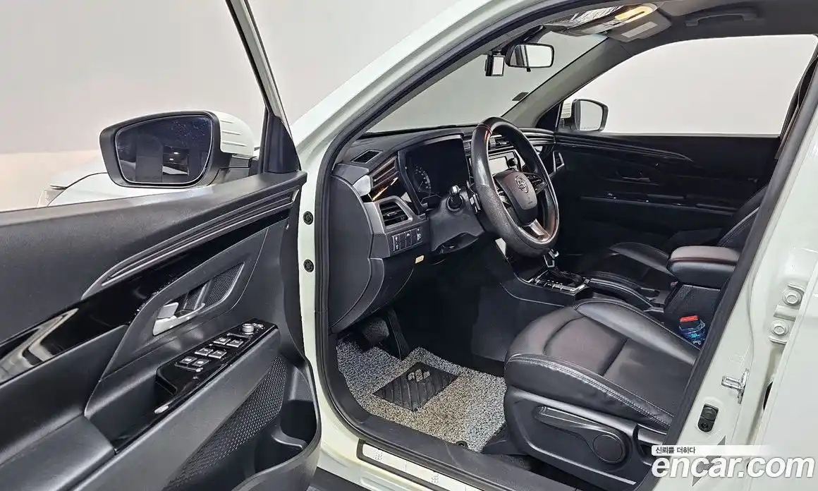 SsangYong Korando 2023 1.5 гидро в Москве, фото 11