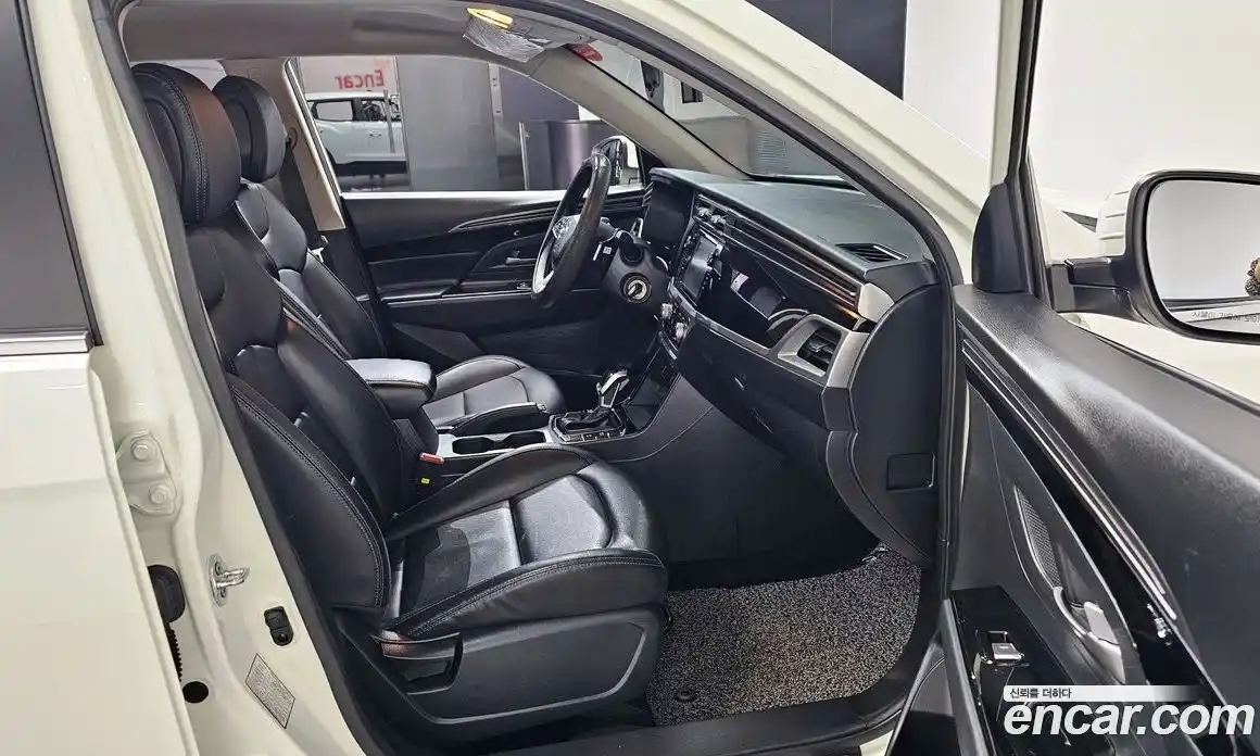 SsangYong Korando 2023 1.5 гидро в Москве, фото 10