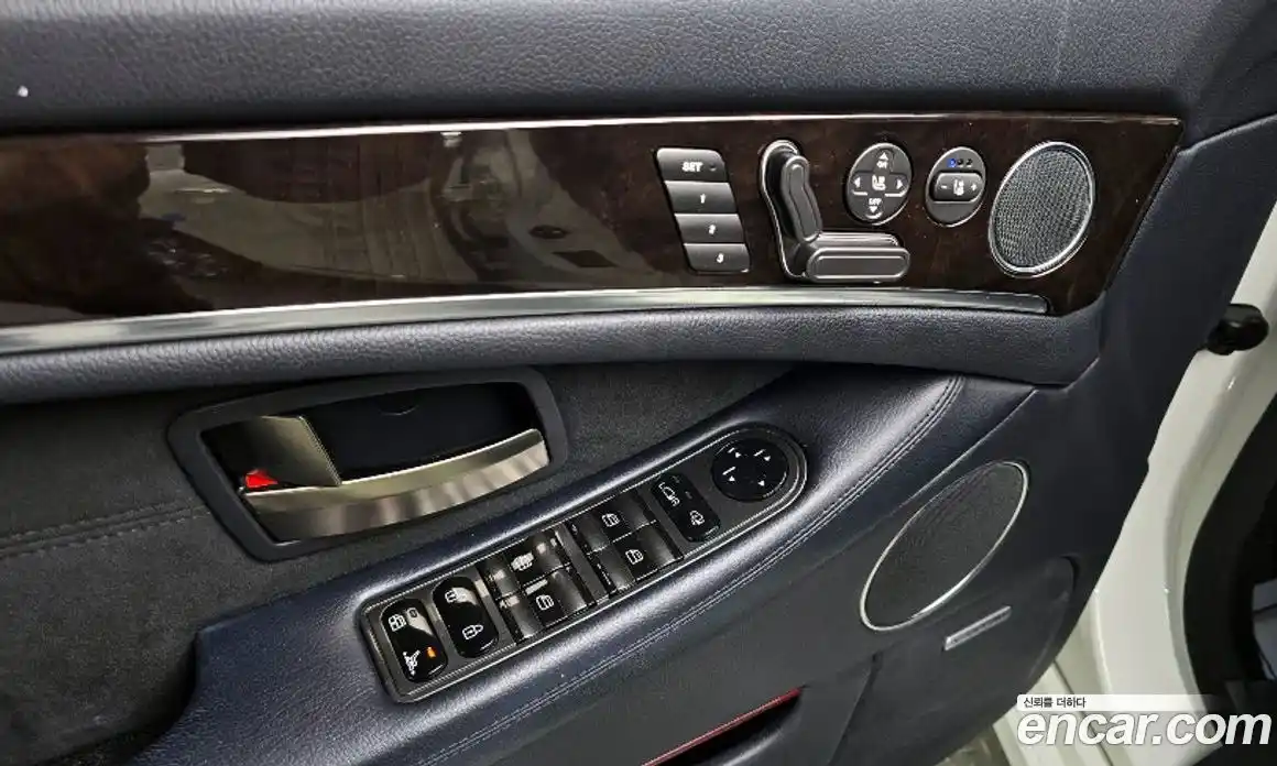 SsangYong Chairman 2012 3.6 Автомат в Москве № 1234688, фото 14