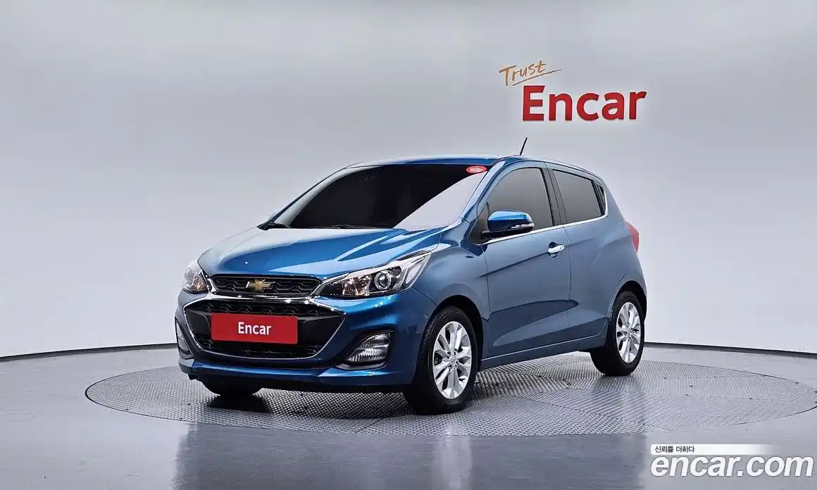 Chevrolet Spark 2019 1.0 гидро в Москве № 1234901, фото 1