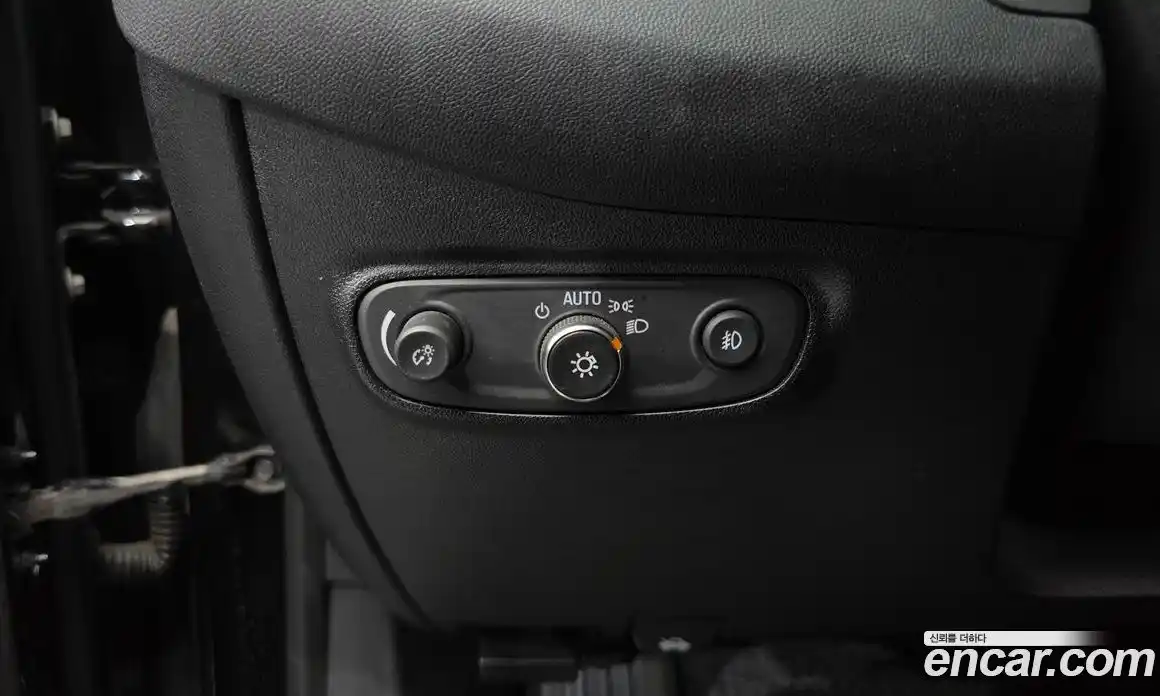 Chevrolet Equinox 2019 1.6 Автомат в Москве № 1235080, фото 17