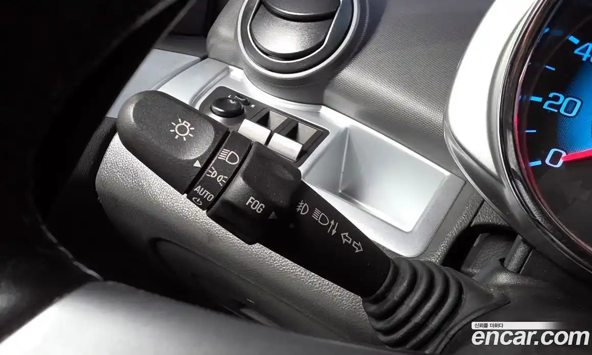 Chevrolet Spark 2013 1.0 гидро в Москве № 1235134, фото 19