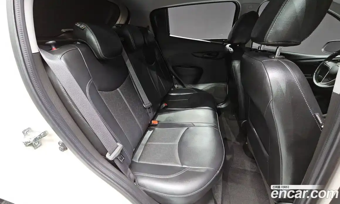 Chevrolet Spark 2017 1.0 гидро в Москве № 1235325, фото 19