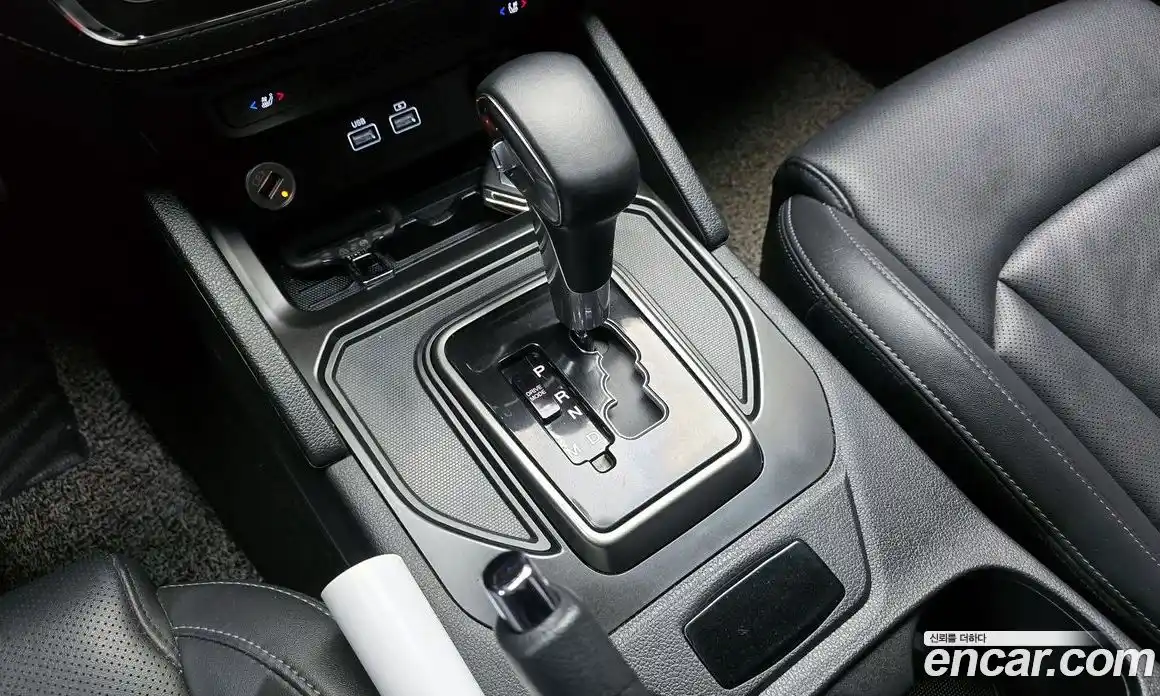 SsangYong Rexton 2022 2.2 Автомат в Москве № 1237791, фото 9