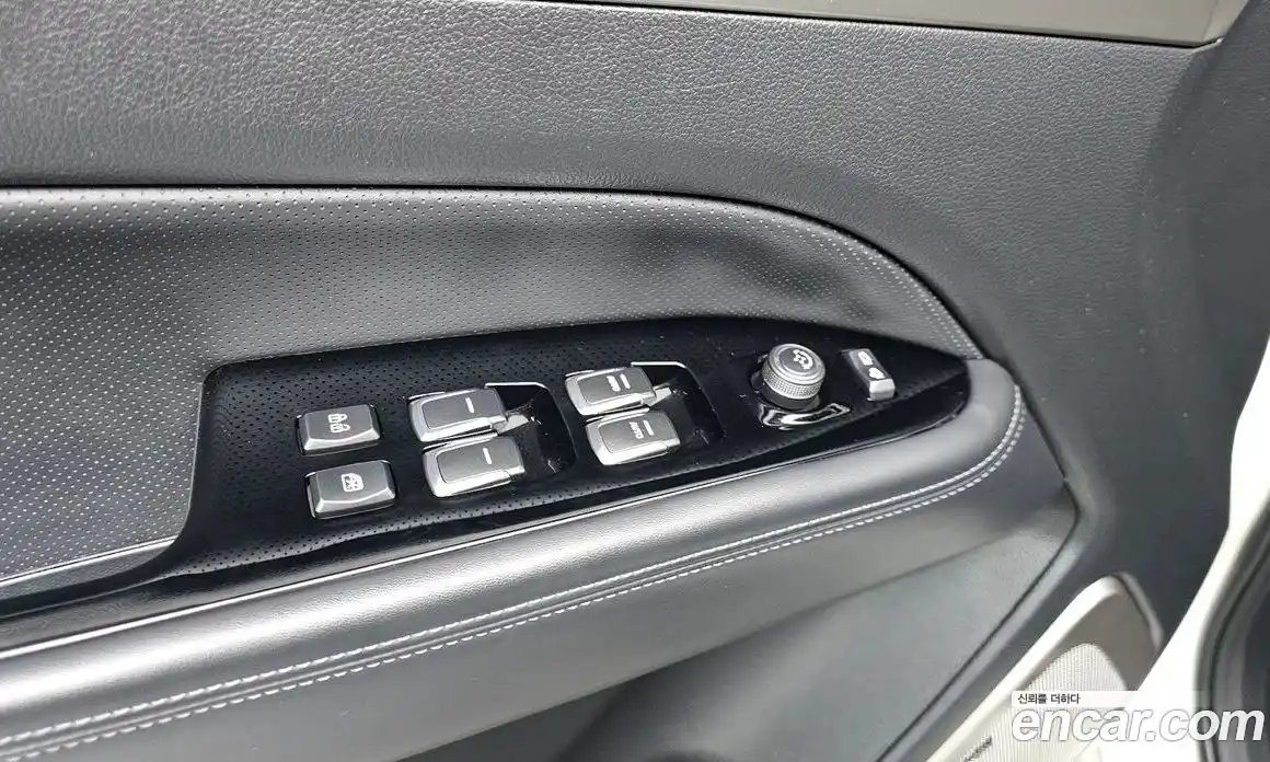 SsangYong Rexton 2017 2.2 гидро в Москве № 1237890, фото 17