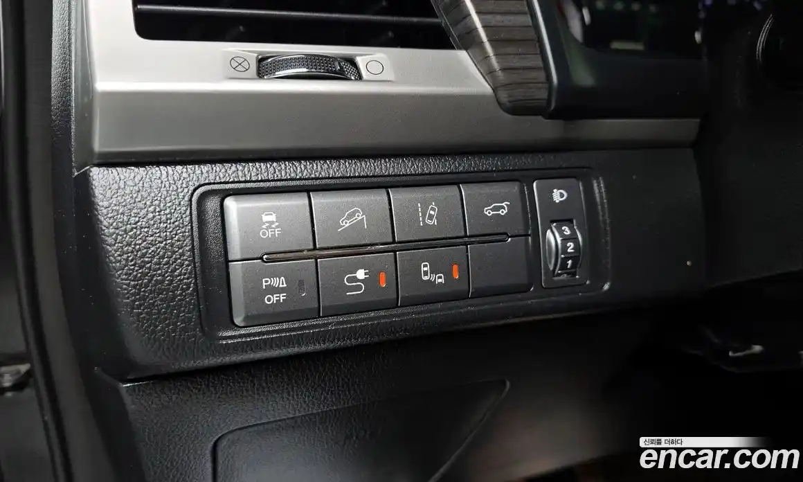 SsangYong Rexton 2017 2.2 Автомат в Москве № 1237994, фото 17