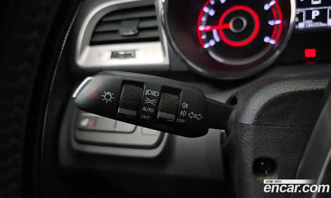 SsangYong TIBOLI 2015 1.6 гидро в Москве № 1238209, фото 17