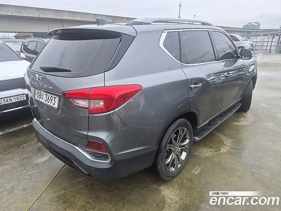 SsangYong Rexton 2017 2.2 Автомат в Москве № 1238323, фото 2