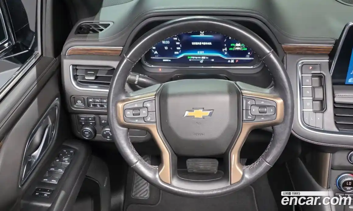 Chevrolet Tahoe 2022 6.2 Автомат в Москве № 1238407, фото 13